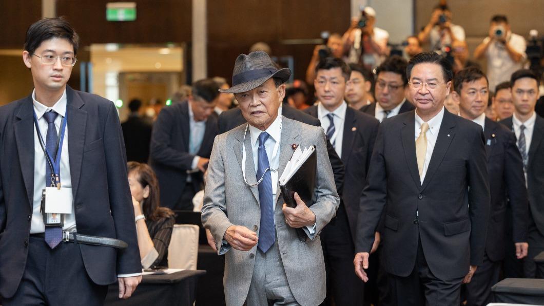 「嚇阻才能避戰」 麻生太郎談台海:台灣要有打仗的心理準備