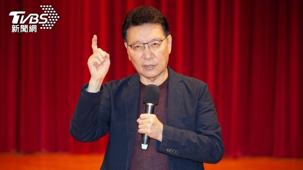 趙少康（圖中）砲轟陳建仁。（圖／TVBS）