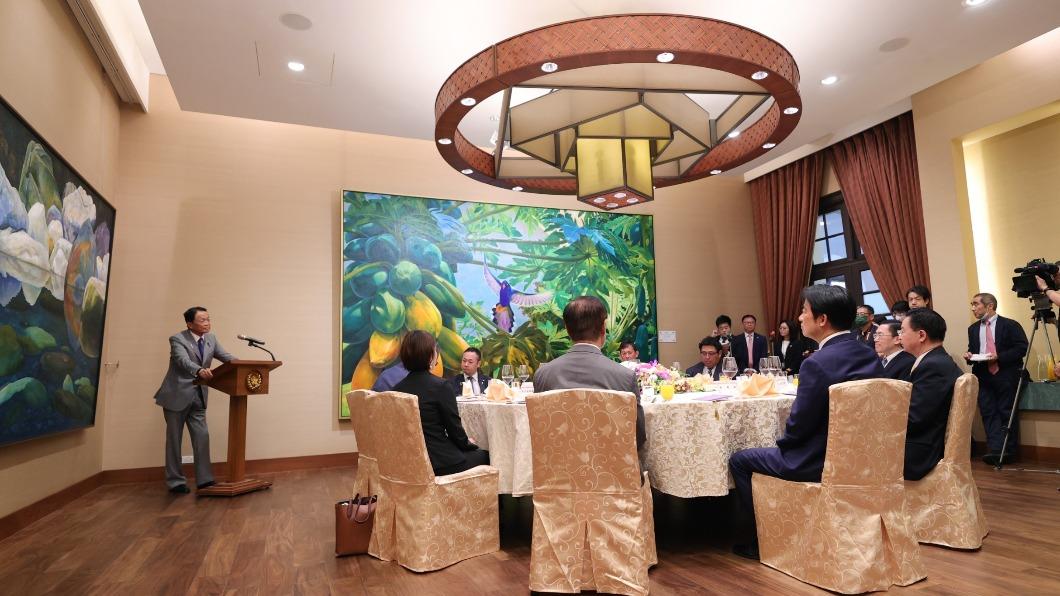 賴清德與麻生太郎午宴。(圖/總統府提供)