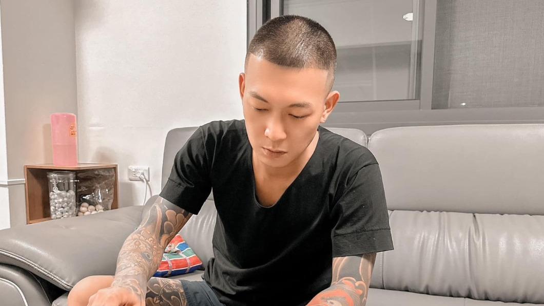 鳳梨時常在臉書分享近況(圖/翻攝鳳梨 吳泓逸FB)