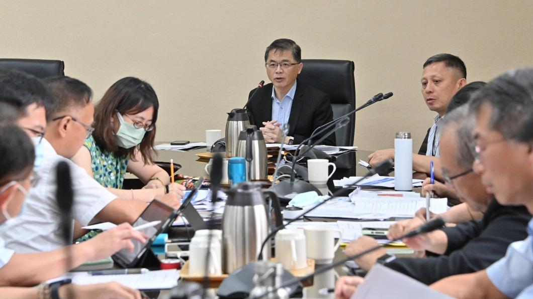 李孟諺8日召集各部會就南投災情開會。（圖／行政院提供）