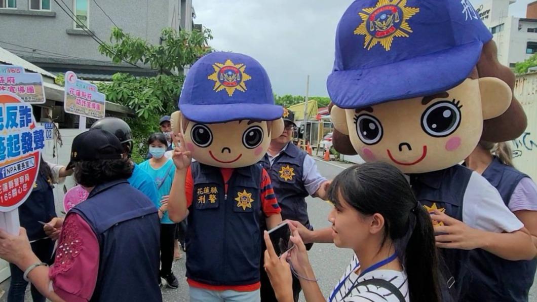 反詐騙快閃宣導 花警送100份炸彈蔥油餅