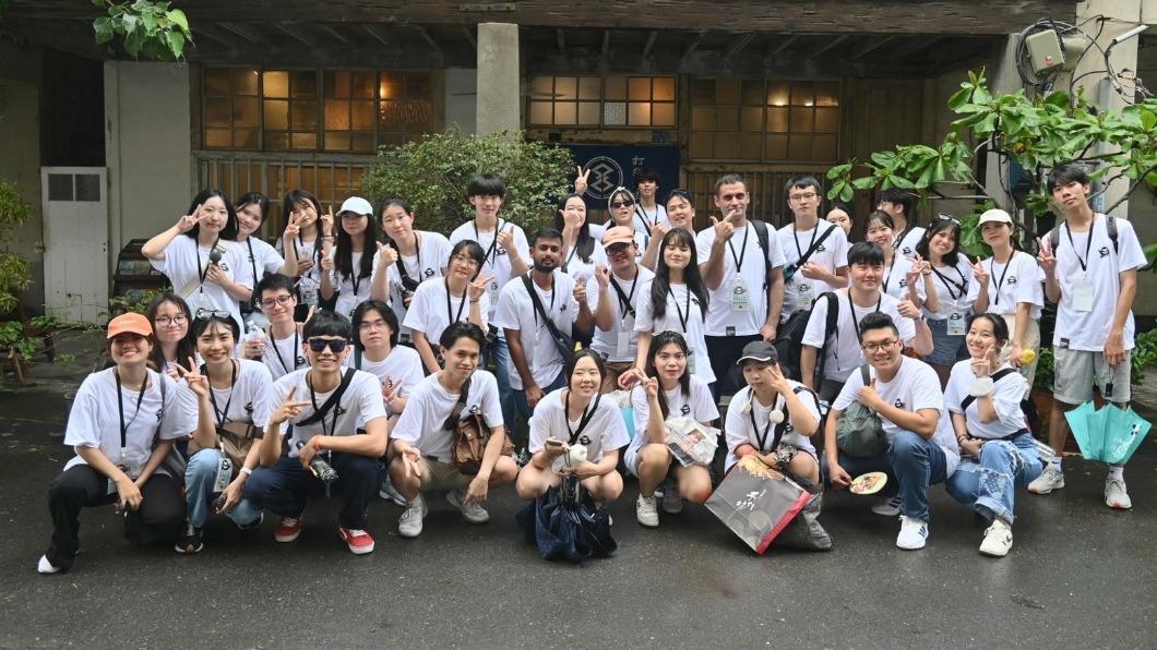 8國大學生深入在地!高雄國際夏令營 認識城市建設、產業轉型