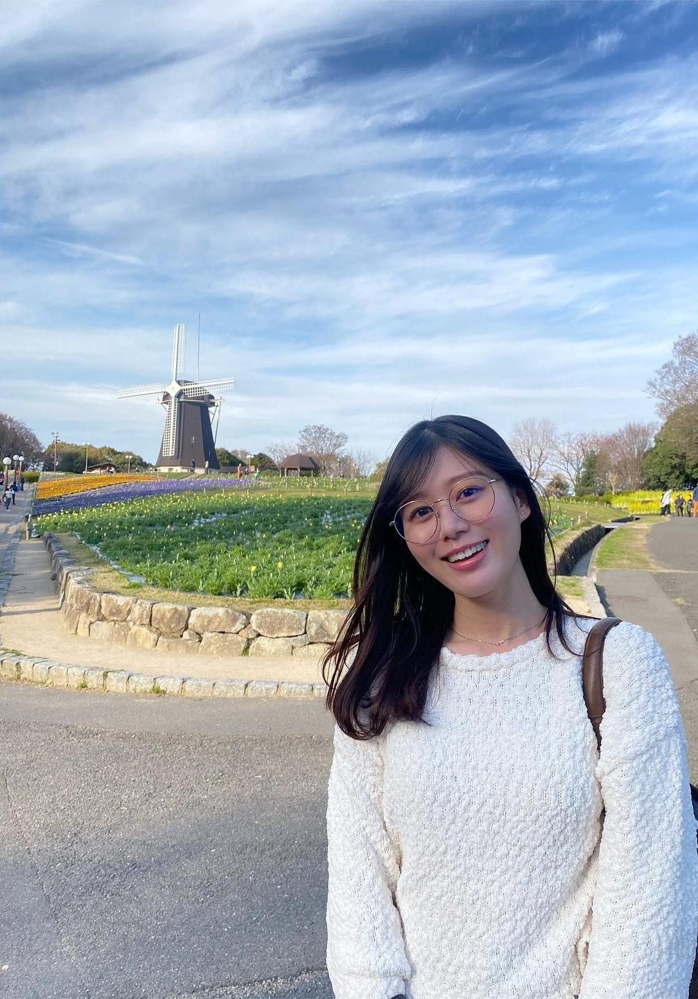 足立夏保從大學就立志要當女主播，個性也很踏實。（圖／翻攝自足立夏保IG）