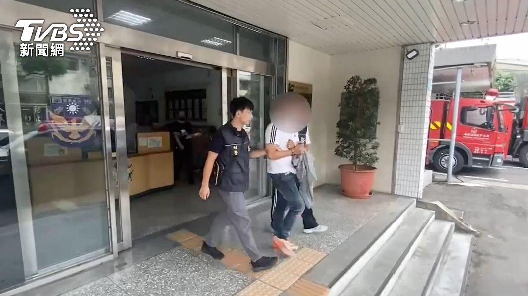 警方溯源逮捕集團的黃姓首腦。（圖／TVBS）