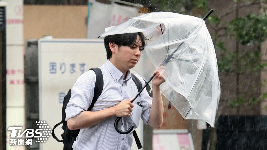 卡努颱風豪雨襲日！韓濟州島如臨大敵　破百航班取消
