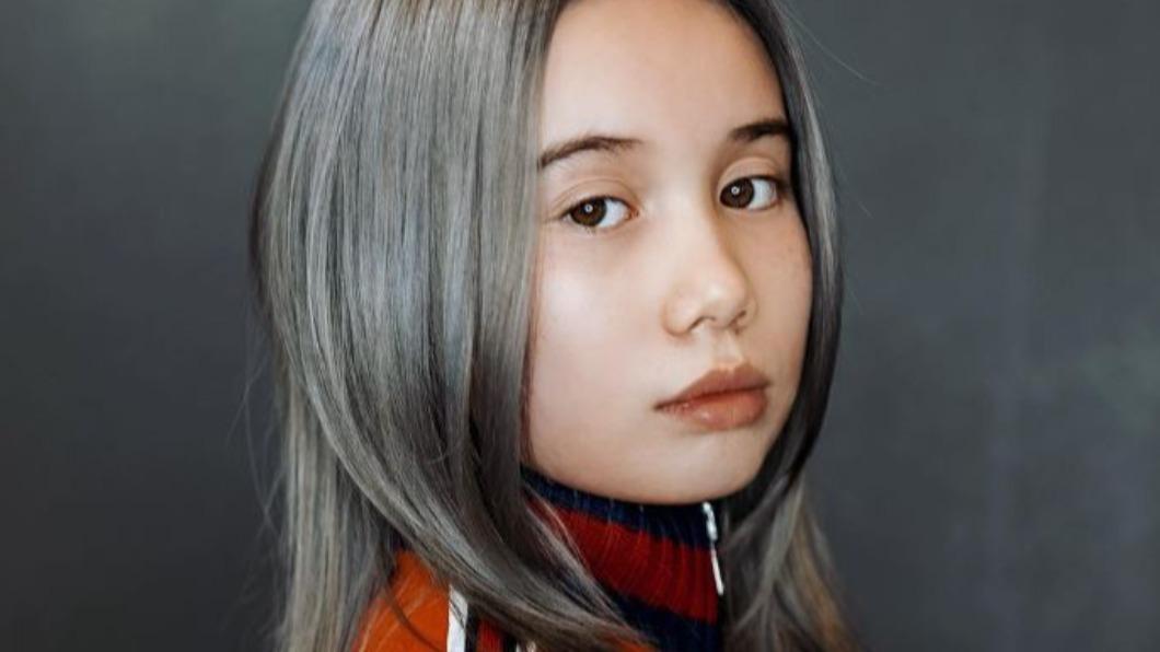 14歲女童星「深夜驟逝」!死前撒錢炫富 家屬證實:難以承受