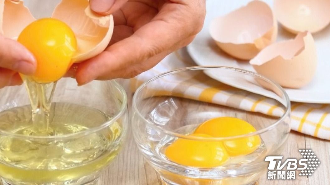 處理生熟食時要分開，避免交叉感染。（示意圖／shutterstock達志影像）
