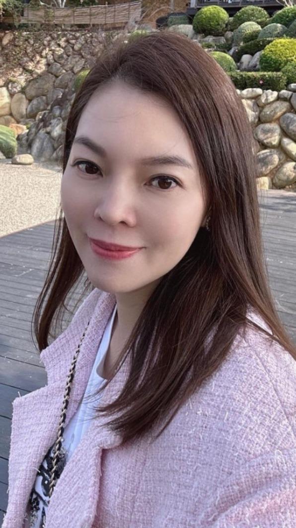 郭台銘直言對妻子曾馨瑩幾乎是一見鍾情。(圖/翻攝自曾馨瑩IG)