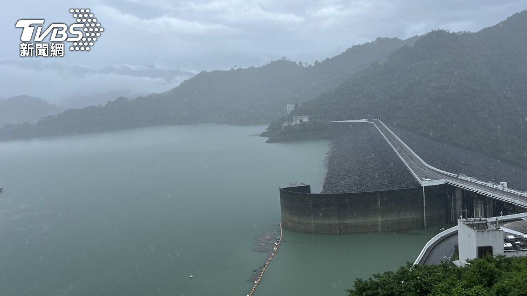 台南持續降雨 曾文水庫蓄水6成逾3億噸、南化蓄滿溢流