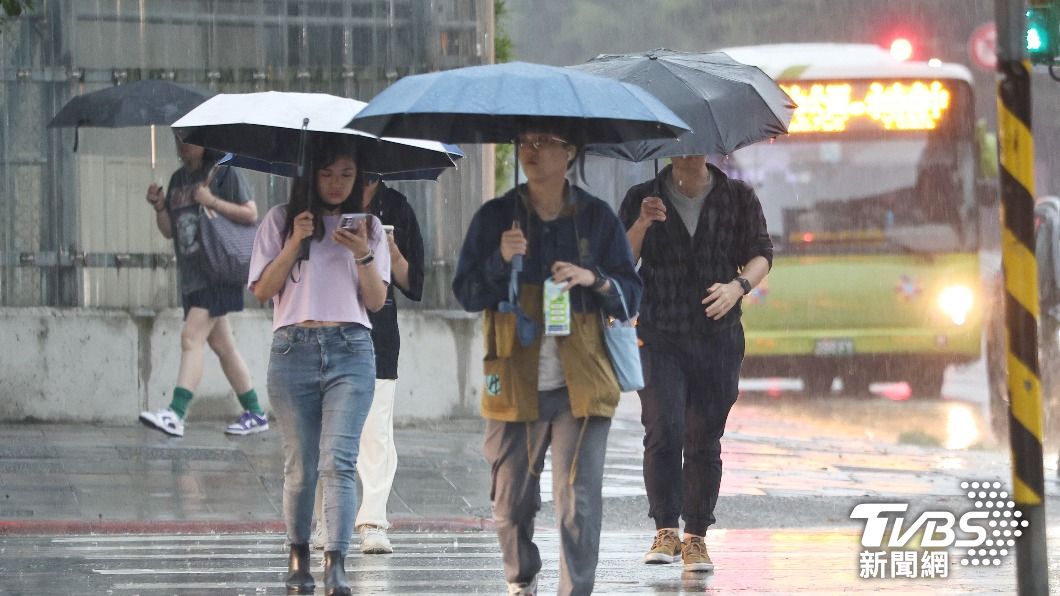 5縣市大雨特報!專家警告「下周真的下到發霉」 降雨高峰期曝