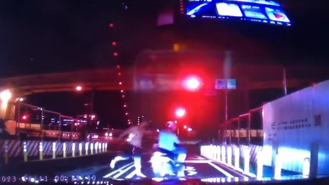 泰籍移工喝茫持刀逛大街、沿路揮拳打人 酒醒卻忘光