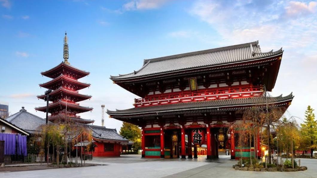 原PO表示日本寺廟較台灣寺廟建築來得有美感。(圖/翻攝自PTT)