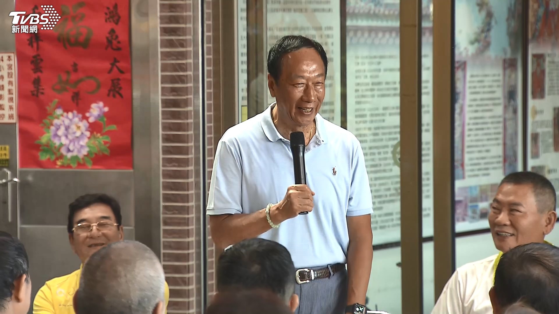 郭台銘12日在北投廟口開講變「怨柯大會」。(圖/TVBS資料畫面)