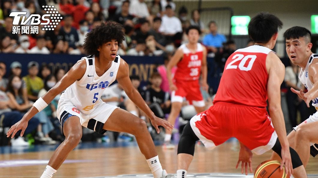 中華白大勝日本隊。(圖/胡瑞麒攝)