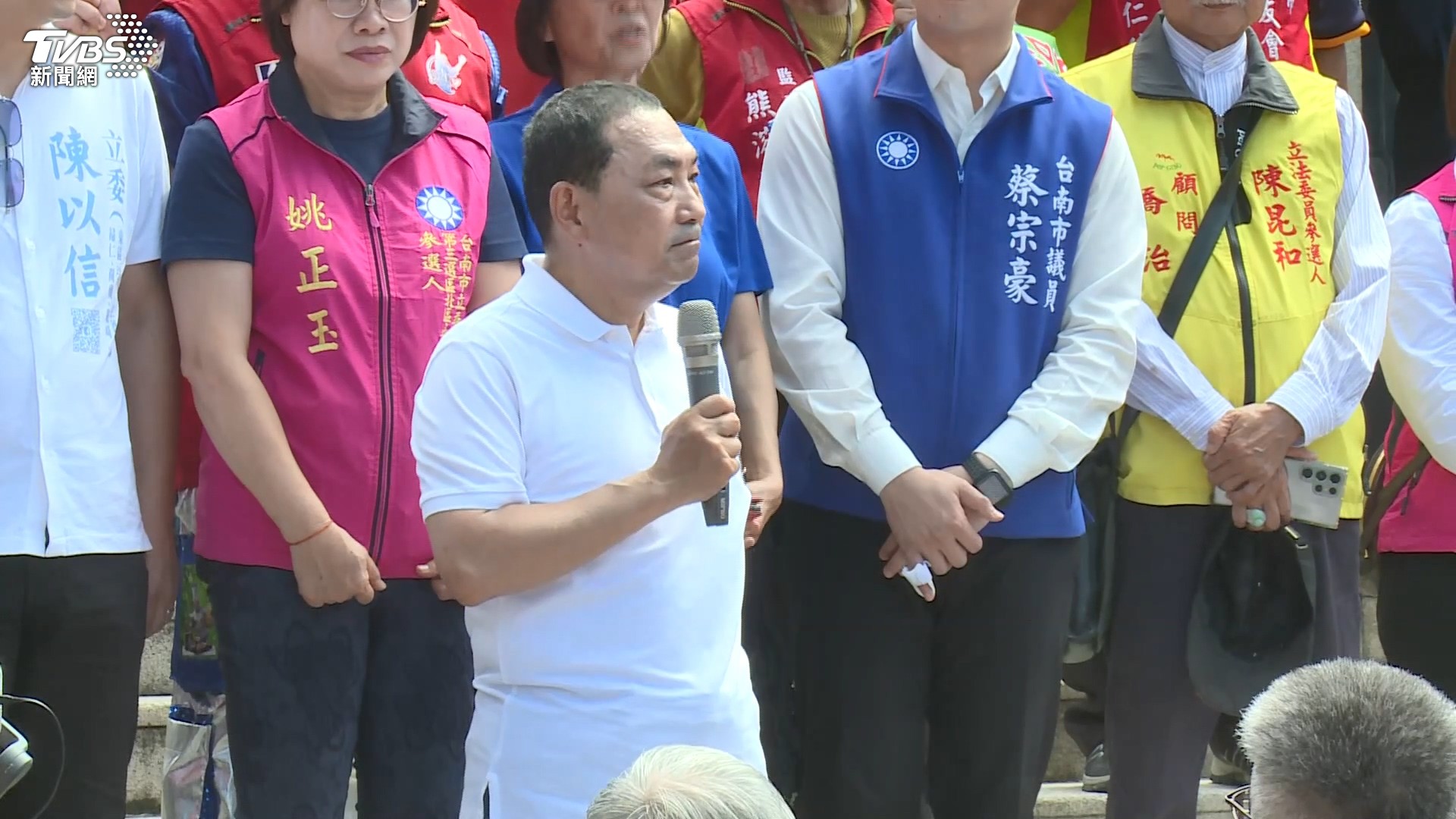 侯友宜打誠信牌暗酸　邱毅直言反效果：刺激郭台銘選到底