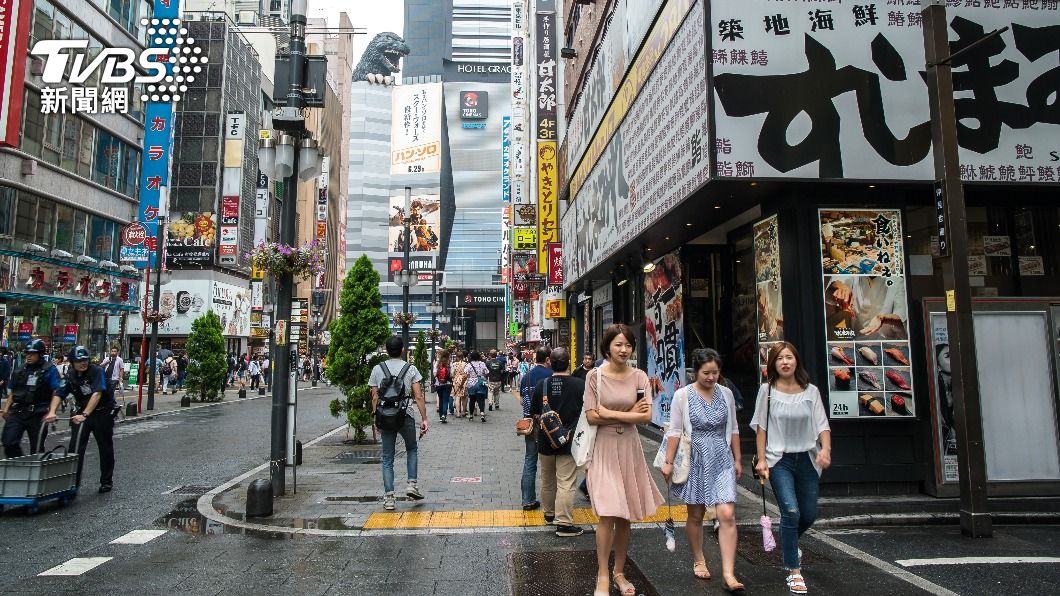 日本人吃澱粉卻不胖 網友揭2主因:台灣人連去巷口都騎機車