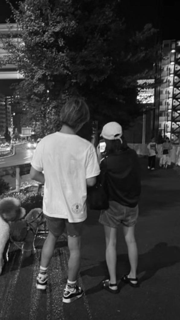 女網友正向木村拓哉表達愛慕之情。(圖/翻攝自果粒橙小紅書)