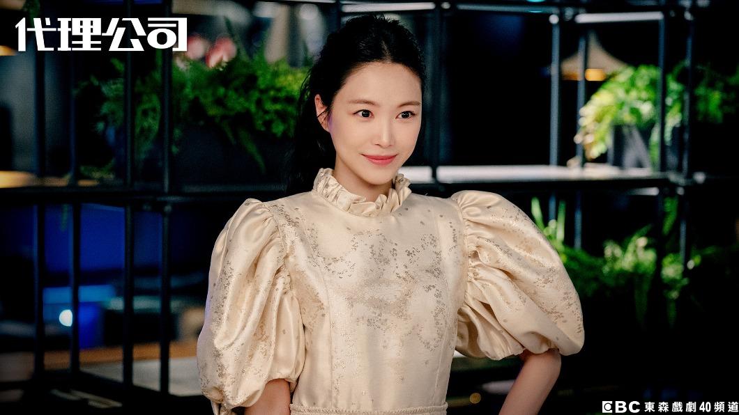 孫娜恩飾演集團千金小孫女,一開始十分目中無人。(圖/東森戲劇台提供)