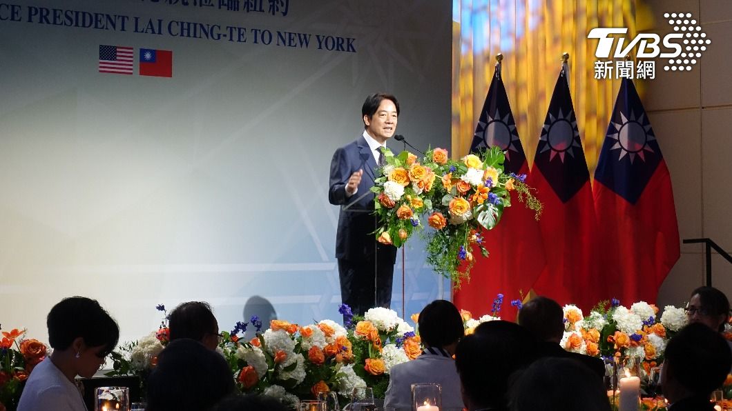 副總統賴清德出訪友邦，過境美國紐約出席主流暨僑界人士午宴。賴清德表示，希望用自由女神的精神來守護台灣。（圖／許依晨攝）
