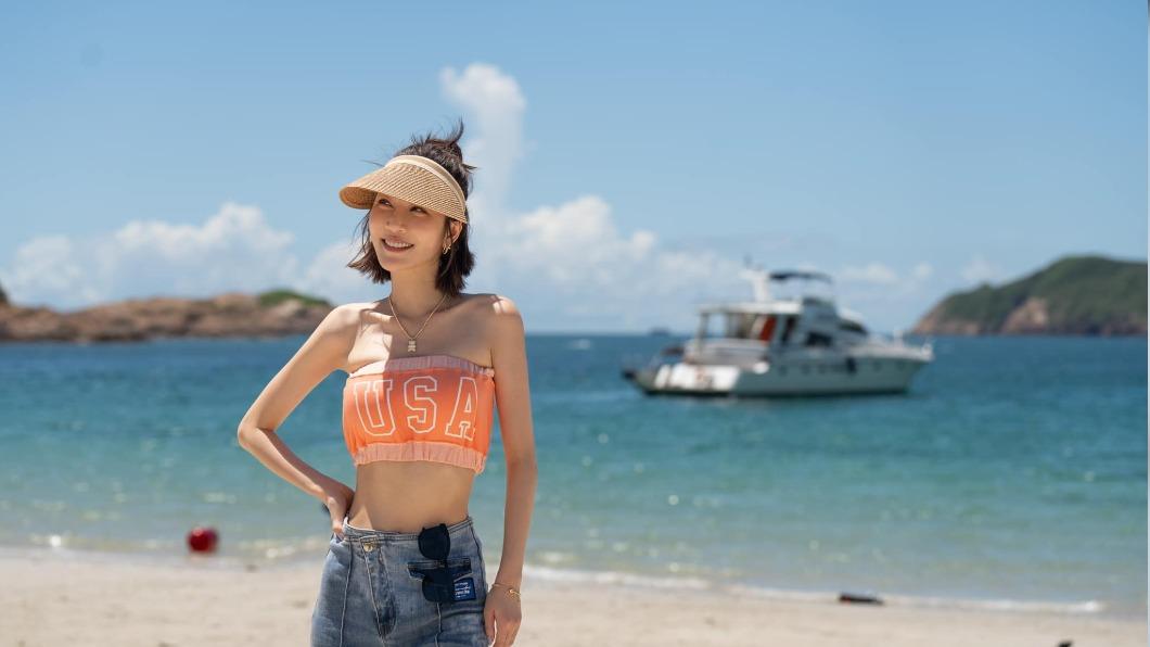 曾莞婷曬「濕身泳裝辣照」 深V曲線全放送狂吸2.4萬讚