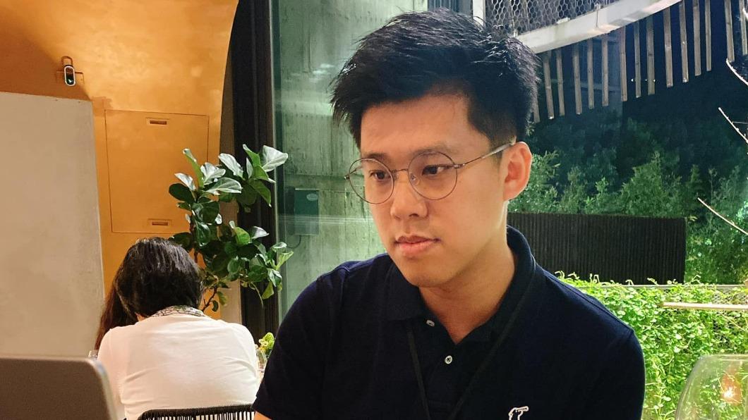 資深狗仔葛斯齊。(圖/翻攝自葛斯齊臉書)