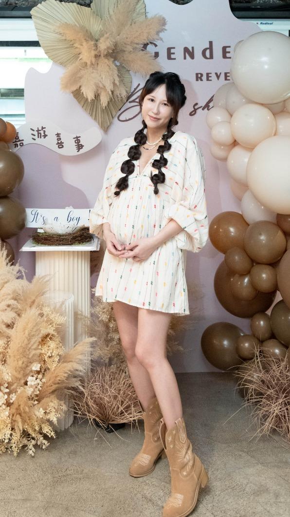潘嘉麗是高齡產婦。(圖/游手好弦娛樂提供)