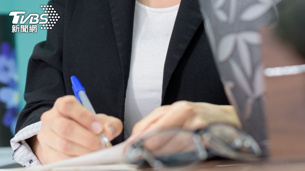 禮儀師這份職業務必要對往生者抱持敬意。(示意圖/Shutterstock達志影像)