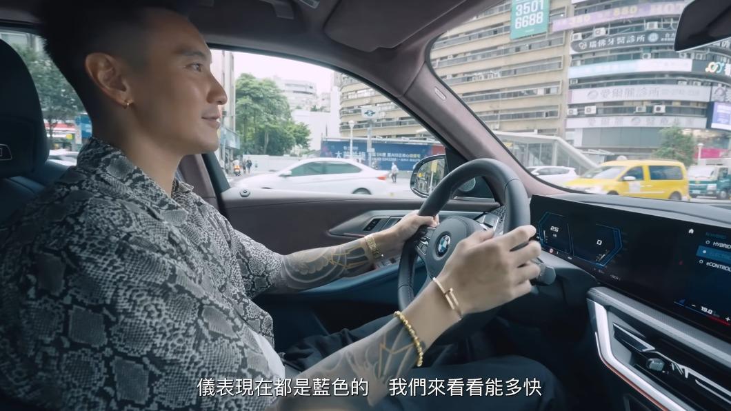 王陽明狂飆900萬BMW！時速90公里慘吃罰單　1關鍵「逃扣車」