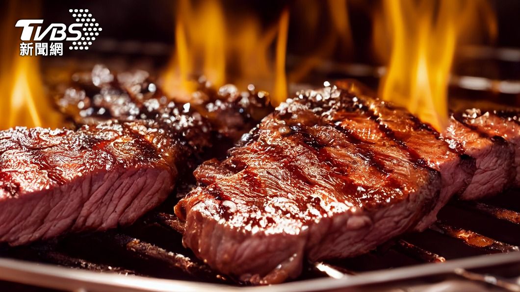 這名男子平時愛吃肉。(示意圖/shutterstock達志影像)