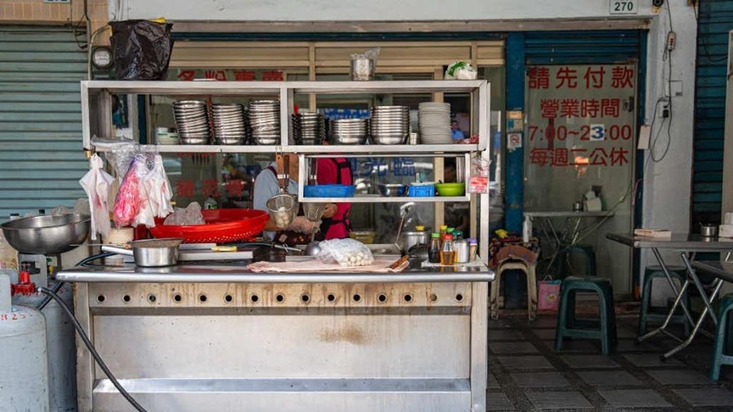 店裡營業時間從早上到深夜,全天供餐。(圖/虎麗笑嗨嗨提供)