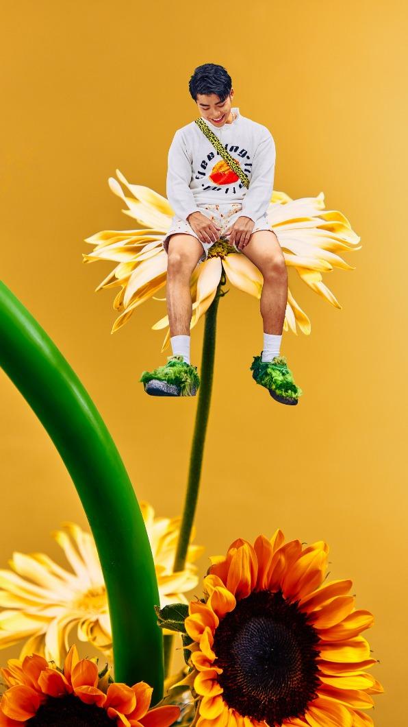 王ADEN新專輯翻玩花。(圖/王ADEN提供)