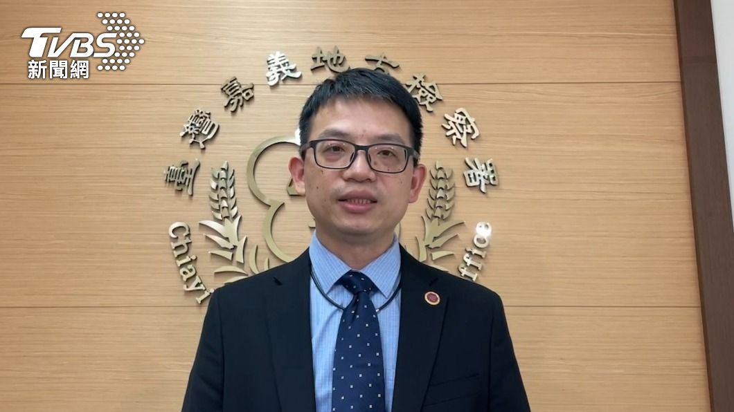 前棒球國手陰經龍因癌末遭嘉義監獄拒收，（17日）送嘉義地檢署處置。（圖／TVBS）