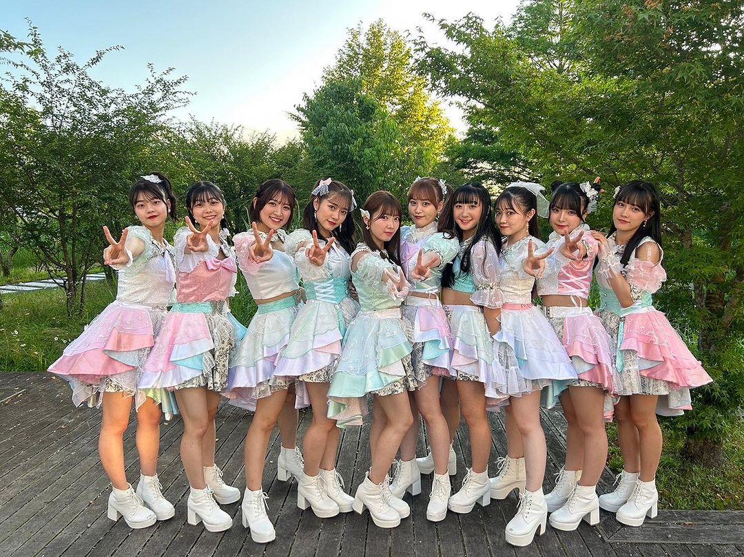 Tsubaki Factory出道已經8年,最小的豫風瑠乃目前15歲。(圖/翻攝自Tsubaki Factory IG)