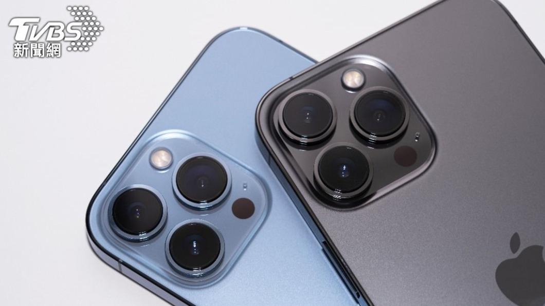 中國禁止政府機關使用iPhone手機。（示意圖／shutterstock 達志影像）