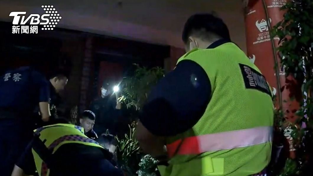 全案依傷害、毀損等罪偵訊後,移請高雄地檢署偵辦。(圖/TVBS)