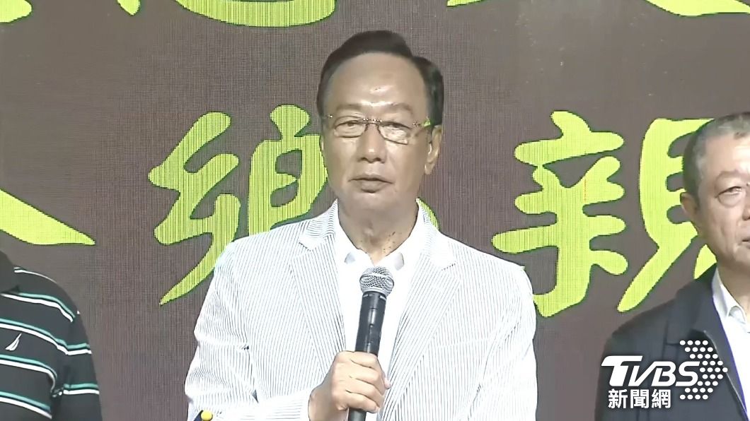 郭台銘以三隻小豬故事比喻集結主流民意。(圖/TVBS資料畫面)