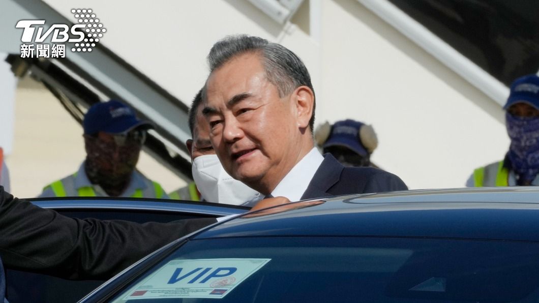 王毅與法國外長通話 倡兩國重啟各領域層級交往