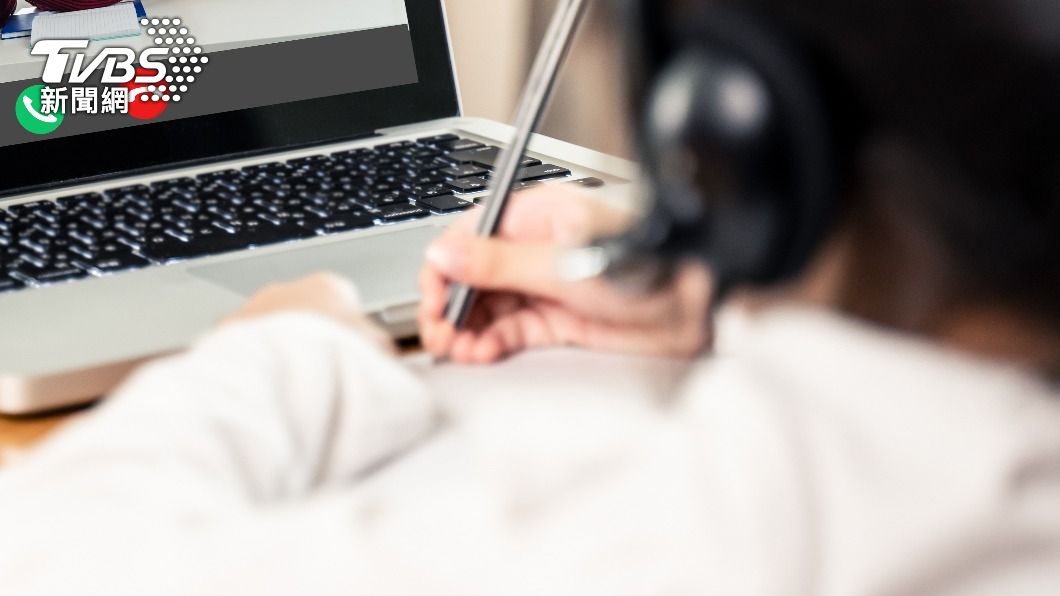 美國女童視訊上課時被男親戚染指。（示意圖／Shutterstock達志影像）