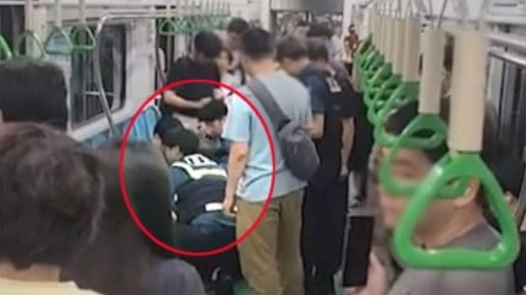 韓國地鐵又爆隨機攻擊!5旬男持凶器狂揮 2乘客遭劃傷送醫