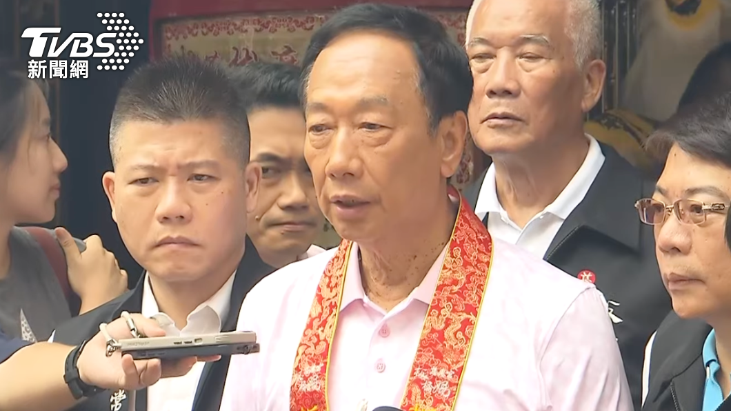 柯文哲不想要「郭柯配」 郭台銘放話:識時務者為俊傑