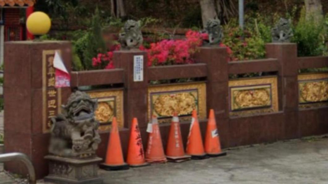 半夜遇爛臉鬼影!愛犬「狂吠衝出」慘消失 她嘆:幫忙擋煞了