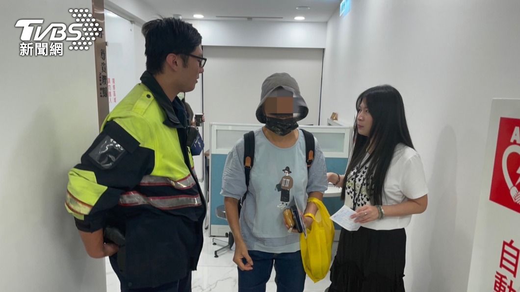 老哏「猜猜我是誰」還能騙！婦遭詐險匯30萬助友救急