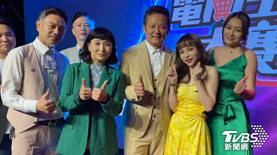 何冠穎(左起)、馬妞、徐乃麟、詩亞(斯亞)和李妍瑾出席記者會。(圖/林彥君攝)