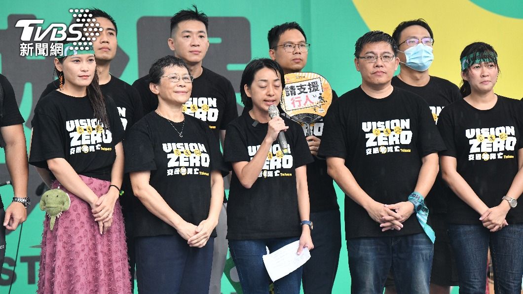 余爸爸登凱道遊行遭酸 王婉諭有感:非每個人都為政治利益從政