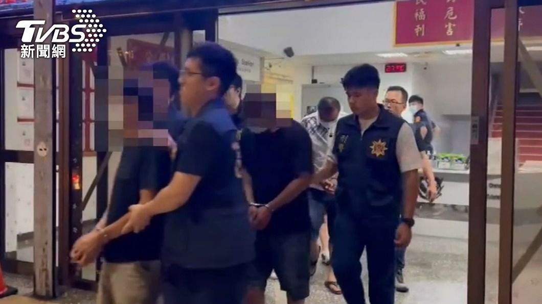 警方逮捕4人。（圖／TVBS）