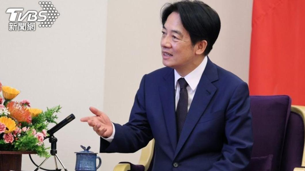 館長自行直播民調結果，92%不支持賴清德。（圖／總統府提供）