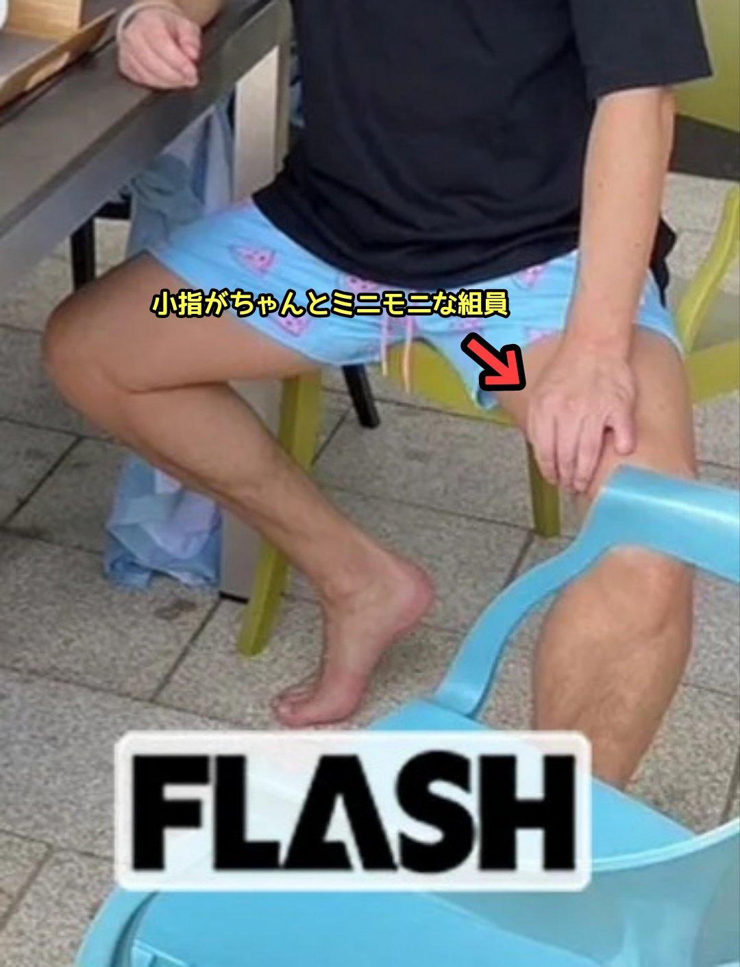 黑衣男子的小指都已經被切掉了。(圖/翻攝自takigare3推特)
