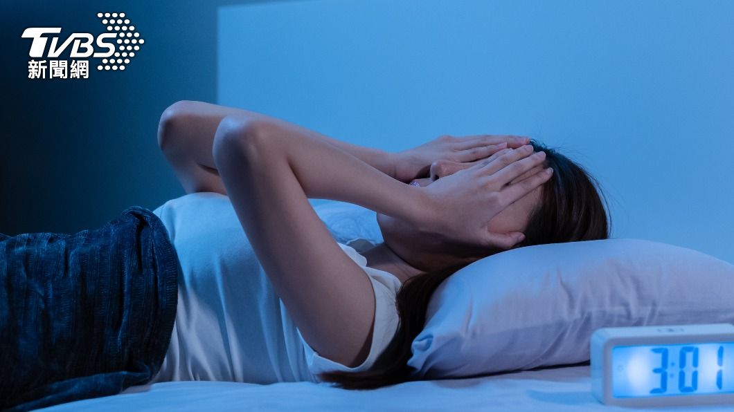 報告指出睡眠少於5小時，罹患慢性病的風險將增加20%。（示意圖／shutterstock達志影像） 