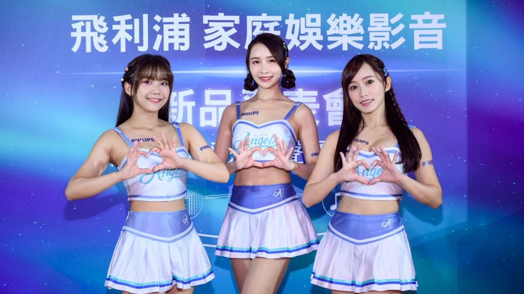 啦啦隊女神竟「撞臉狄鶯」!穿馬甲辣秀S曲線 羞曝理想型